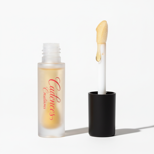 Natural lip oil bottle with correct applicator and golden drip